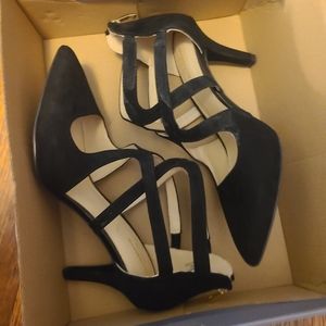 Brand new black heels